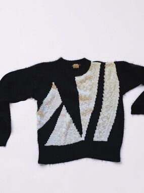 IMPROMPTU Knit - Vintage 1980's - Black and White Geometric Pattern Sweater